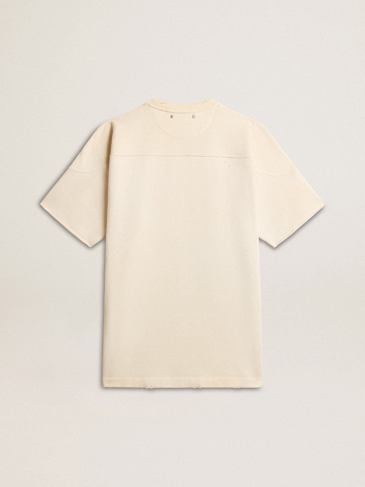 Men's cotton T-shirt in vintage white with raw edge on the front
