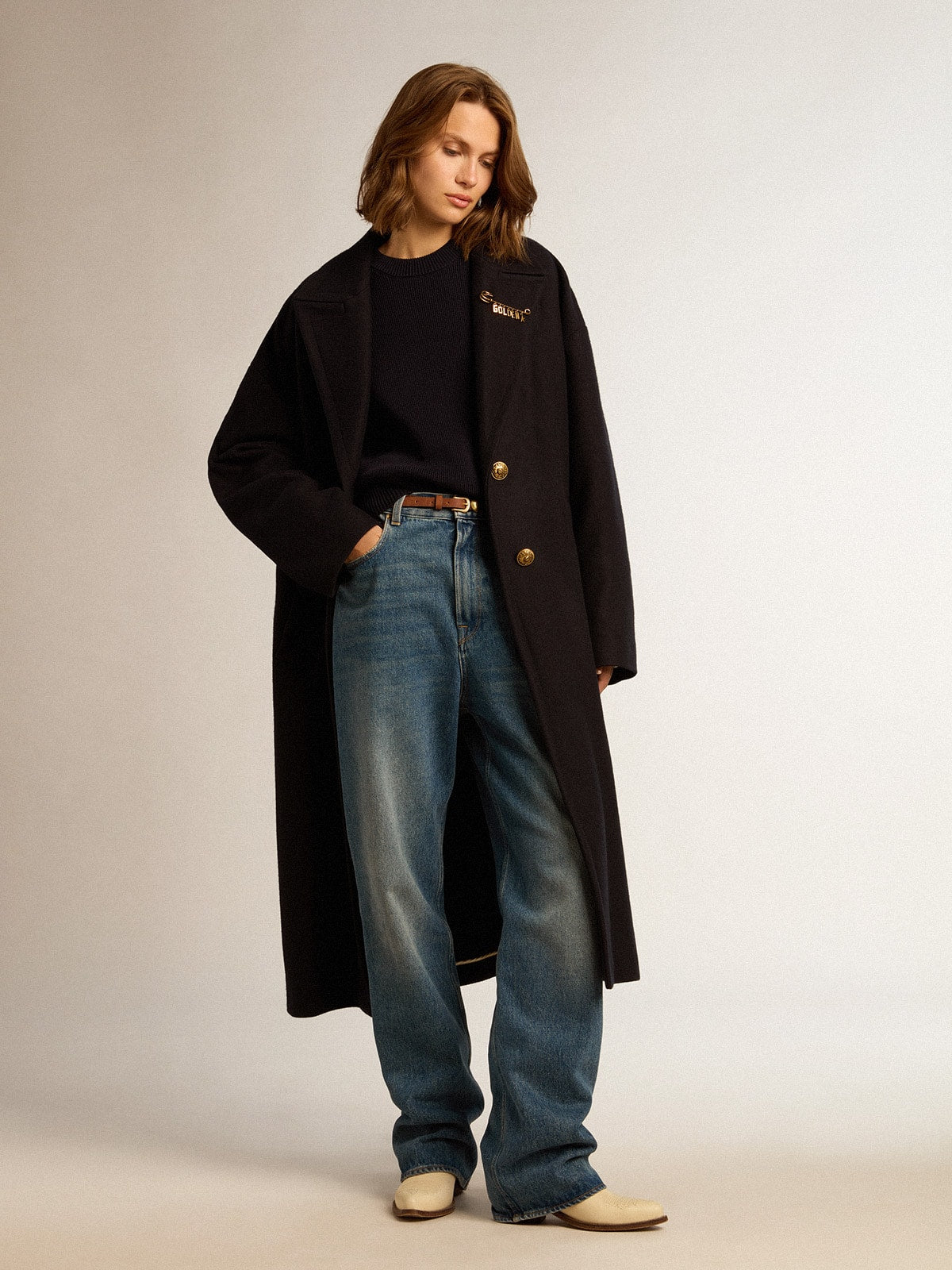 Women's single-breasted cocoon coat in dark blue wool with gold button